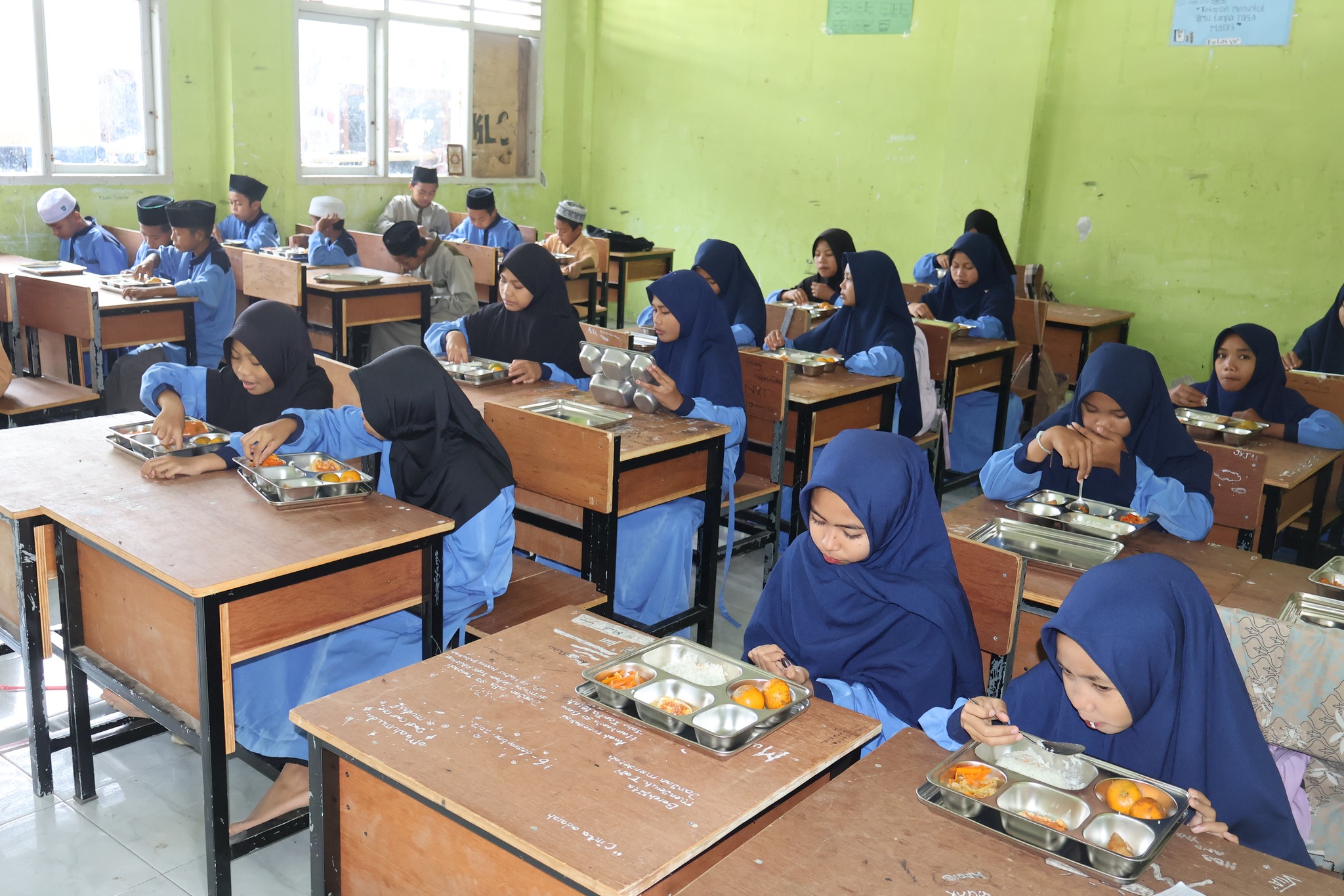 Makan Bergizi Gratis (MBG)